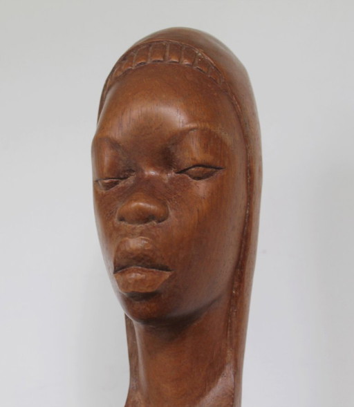 Busto africano, legno, modernismo di metà secolo, altezza 37 cm