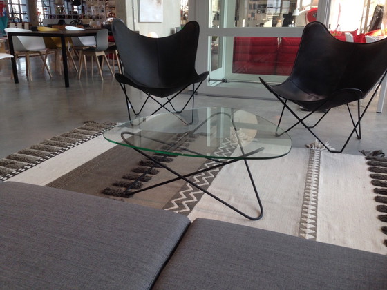 Image 1 of Mesa de centro Butterfly, triángulo con tapa de cristal