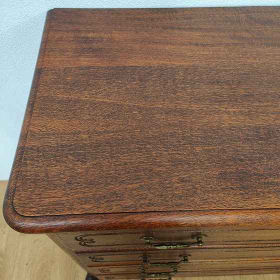 Image 1 of Commode vintage de style campagnard Queen Anne