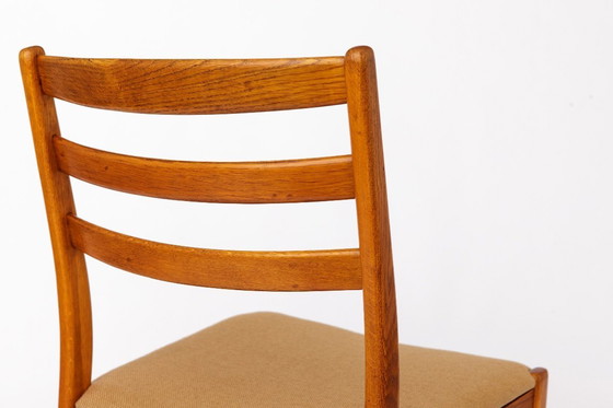 Image 1 of 4 sedie vintage in rovere svedese | Alb Johansson & Söner | anni '60 | Una sedia riparata scontata