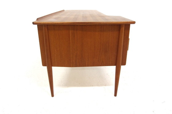 Image 1 of Skandinavischer Schreibtisch aus Teakholz, Göran Strand, Lelångs Möbelfabrik, Schweden, 1950
