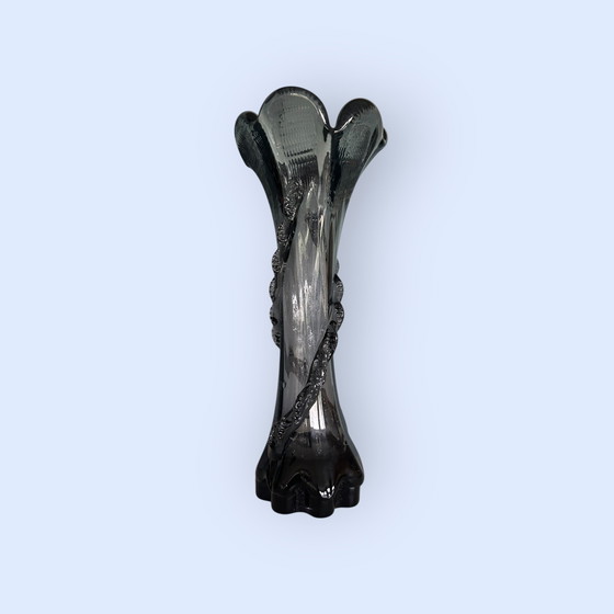 Image 1 of Vase sculptural en verre fumé - Hollywood Regency 1970