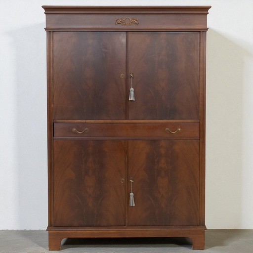 Mahonie linnenkast / kledingkast / buffetkast