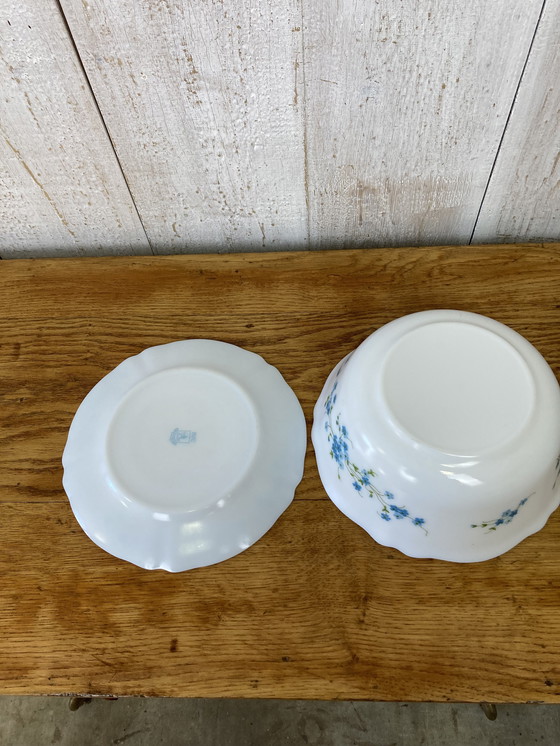 Image 1 of Arcopal salad bowl 70s