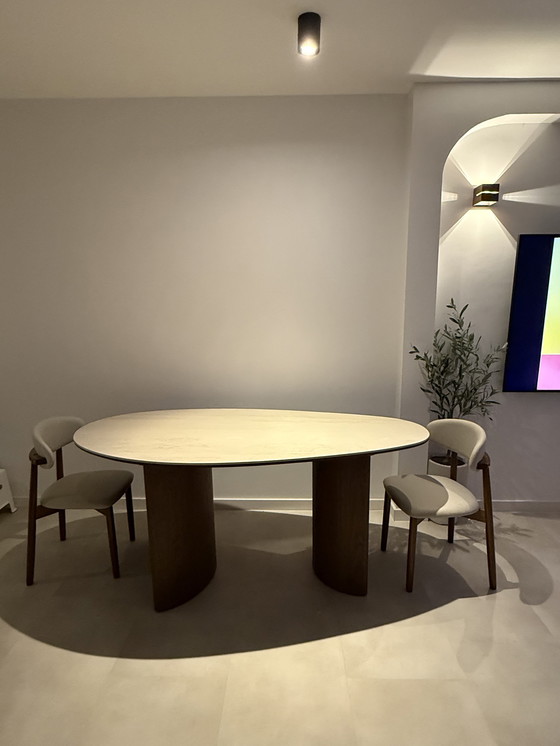 Image 1 of Nieuwe Japandi Eetkamertafel Walnoot/Travertin 180x90