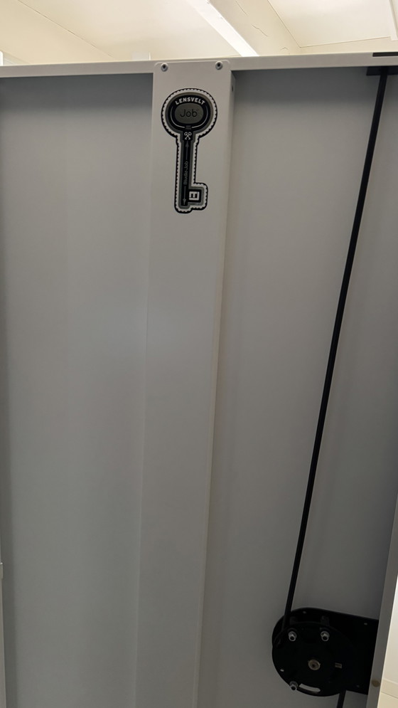 Image 1 of Studio Job Hoge Kast