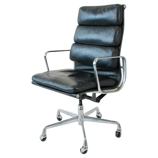 Charles & Ray Eames Zwart Aluminium Bureaustoel, eind 20e eeuw, voor ICF