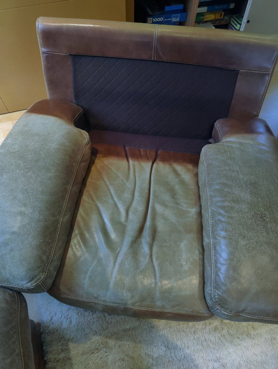 Image 1 of Set di divani in pelle di bufalo vintage: design senza tempo, comfort ineguagliabile e carattere autentico