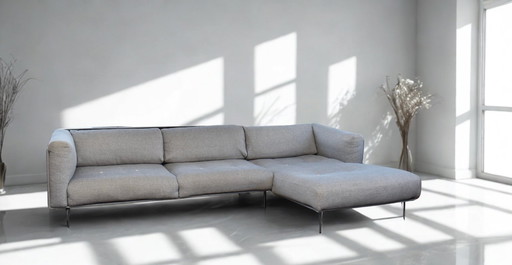 Beautiful Living Divani designer corner sofa in like-new condition