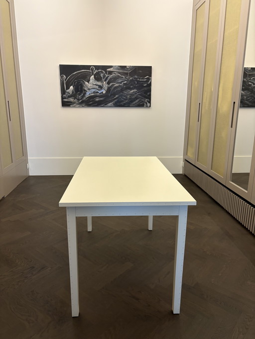 Table Blanche d'Ann Demeulemeester (Bulo)