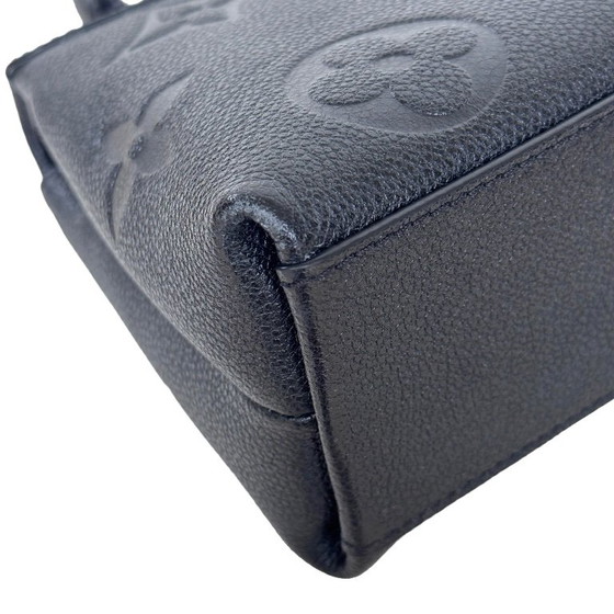 Louis Vuitton Madeleine BB – Crossbody-Taschen, Calfskin (photo 5 of 16)