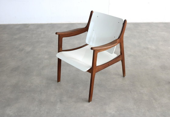 Image 1 of 2x vintage armchairs