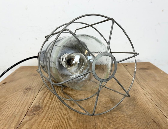 Image 1 of Lampada industriale a gabbia in alluminio con vetro trasparente di Elektrosvit, anni '70