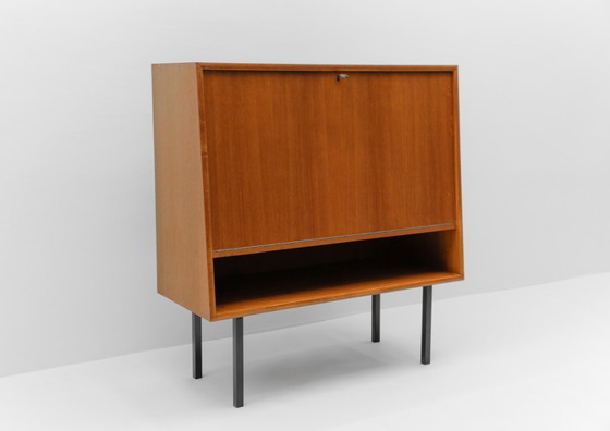 Image 1 of Mobile bar a due ante in teak di design danese, anni '60