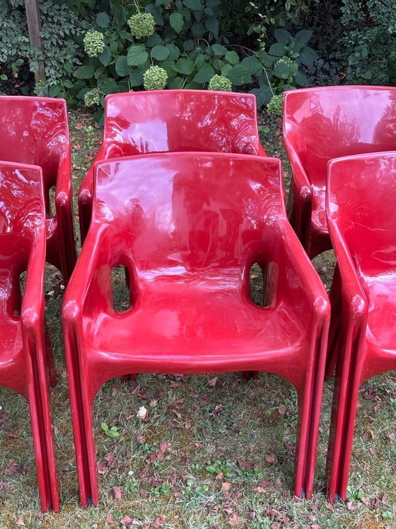 Image 1 of Gaudi Vico Magistretti chair for Artemide, 1970, thermoformed ABS, Space Age Red
