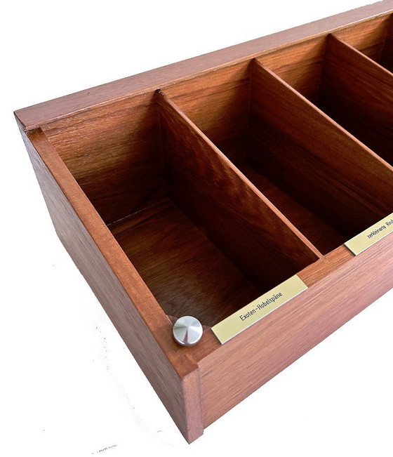 Image 1 of 2 estantes de mediados de siglo