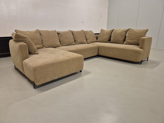 Image 1 of 30% DE DESCUENTO EN LA SALA DE EXPOSICIÓN - Sofá esquinero - Lamia - Ocre - Nuevo - Tendencia