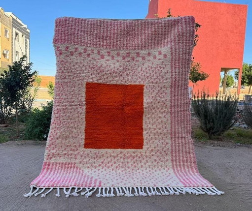 Authentiek handgemaakt Beni Ouarain Atlas-tapijt met rozenpatronen, 150/250 cm – Aime Té, vloerkleden en tapijten, Wool
