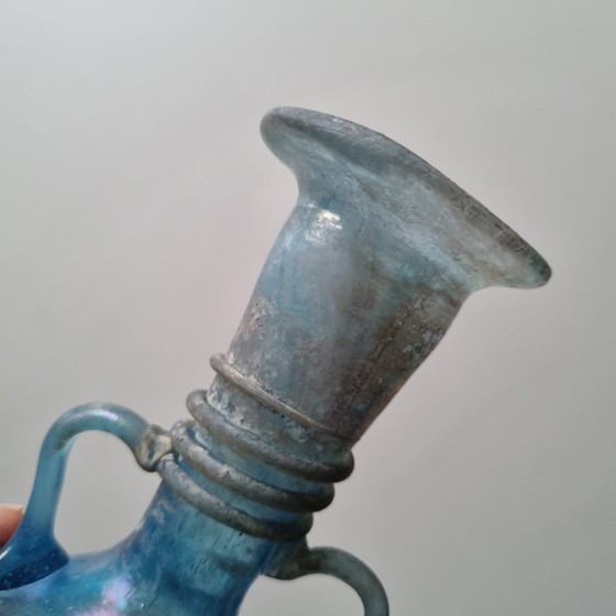 Jarrón Murano Scavo azul celeste con brillo nacarado, ¡una pieza llamativa de mediados de siglo! (photo 8 of 15)