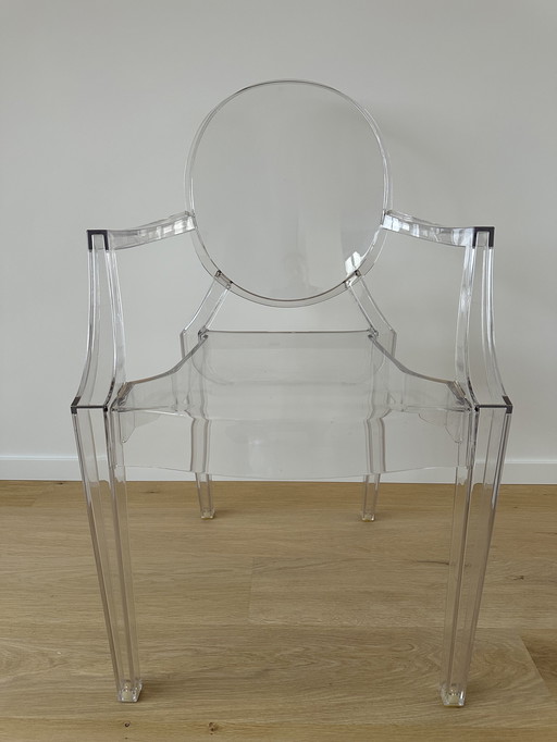 Kartell Stoel In Plexiglas Louis Ghost (Design Shark)