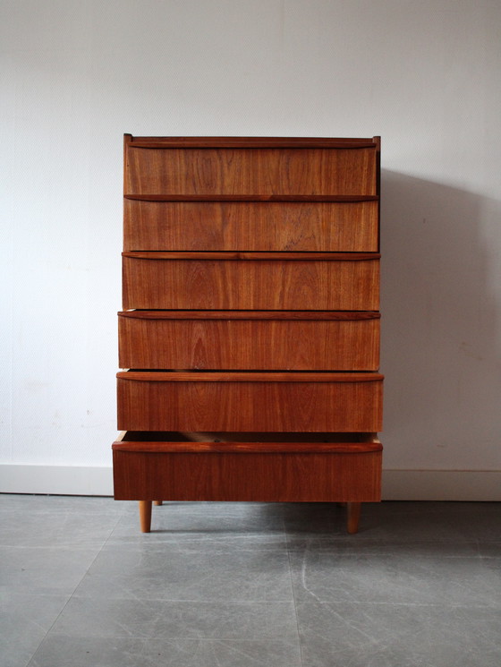 Image 1 of Commode vintage danoise en teck, étroite !