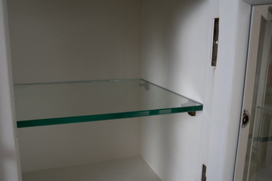 Mobile per strumenti dentali tedesco di Arnold Biber, Pforzheim, circa 1920, Vetrine, Legno, Bianco (foto 13 di 19)