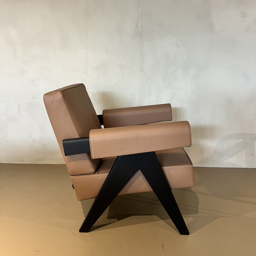 Fauteuil complexe Cassina Capitol 053