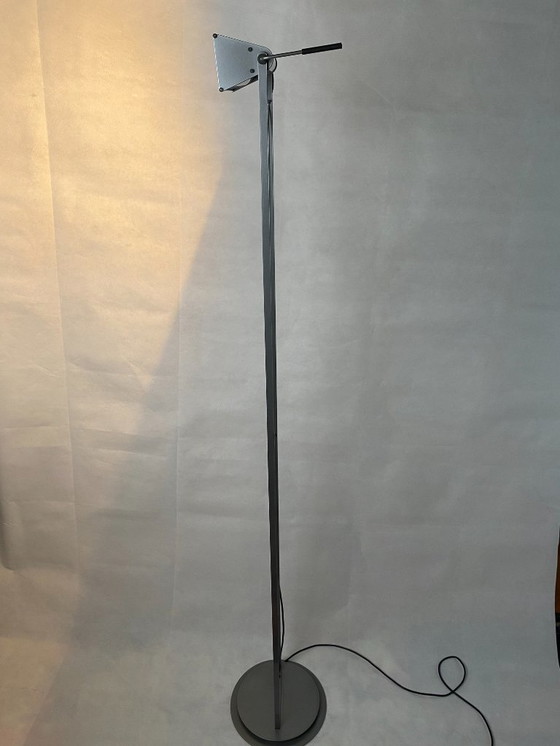 Image 1 of Lampada da terra Lumina Opus – Design italiano minimalista di Walter Monici