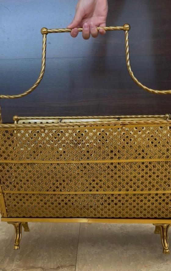 Image 1 of Porte-revues en laiton style Hollywood Regency – lourd et décoratif