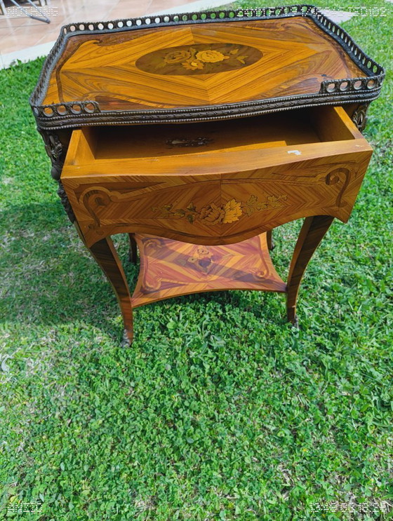 Image 1 of Gabinete francés del siglo XX