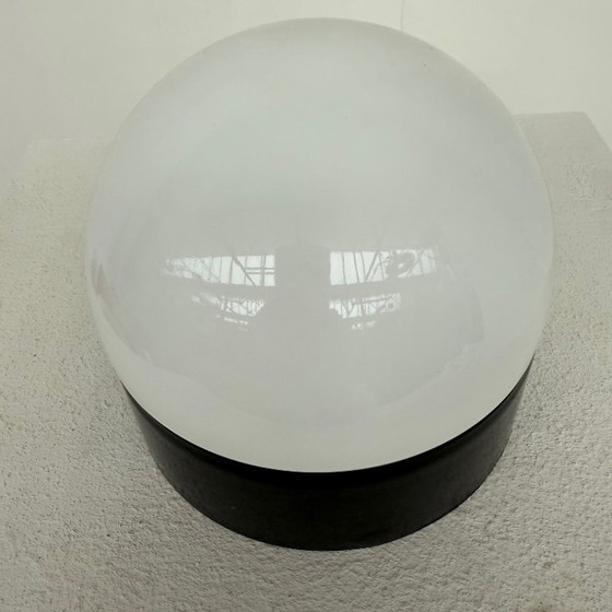 Image 1 of Plafond/wandlamp zwart jaren 80