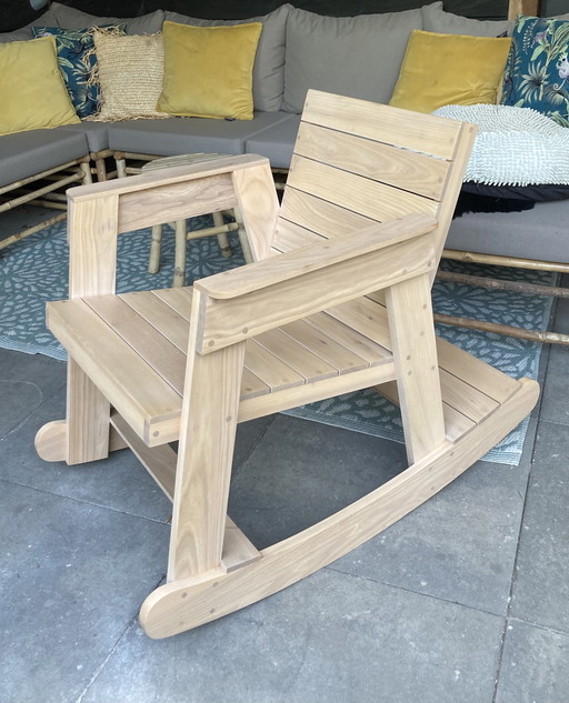 Pilat & Pilat Touter Schaukelstuhl aus Eiche Design Kristien Pilat