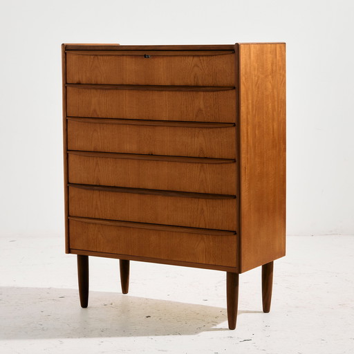 MK10648 Restaurierte Teakholzkommode