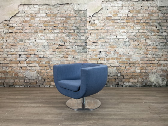 Image 1 of B&B Italia Sillón Tulip azul claro