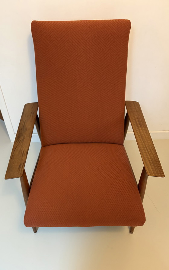 Image 1 of Poltrona vintage in teak rivisitata con nuovo rivestimento Kvadrat Febrik