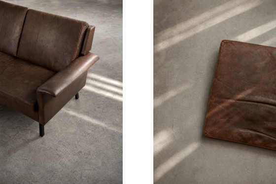 Image 1 of Canapé 2 Places Vintage Mid-Century Scandinave Moderne en Cuir Marron 3330 par Arne Vodder pour Fritz Hansen, 1960s