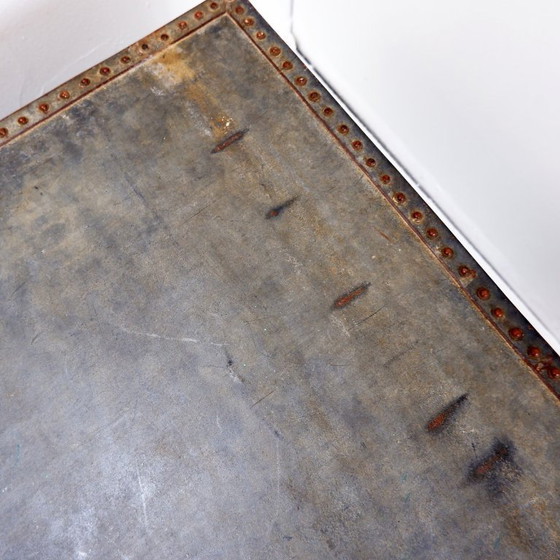 Image 1 of Old galvanized and riveted copper tank - Industrial coffee table