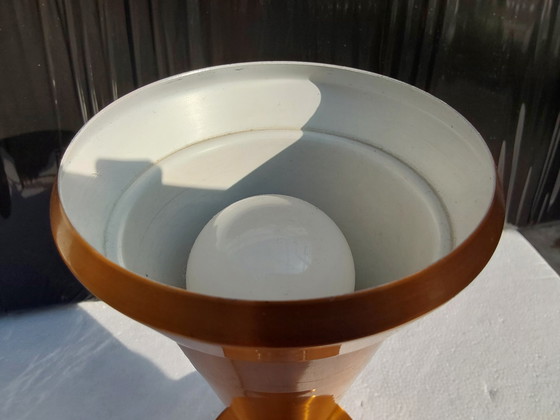 Image 1 of Chalice shape table lamp gold color spot lamp
