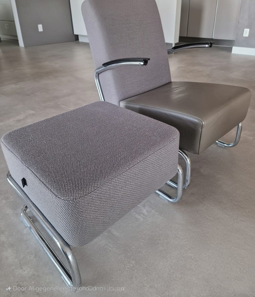 Sillón clásico Gispen 405 LA y otomana 443