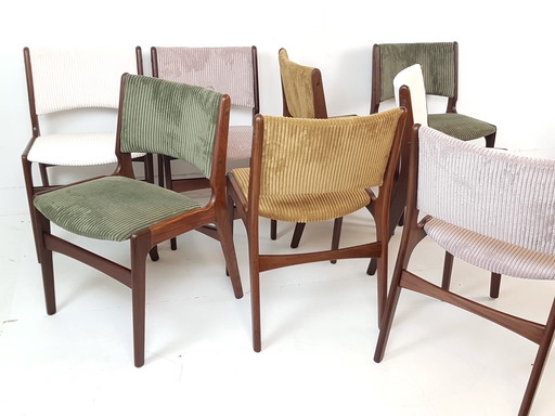 8 sedie da tavolo da pranzo modello 89 di Erik Buch, in teak, appena rivestite