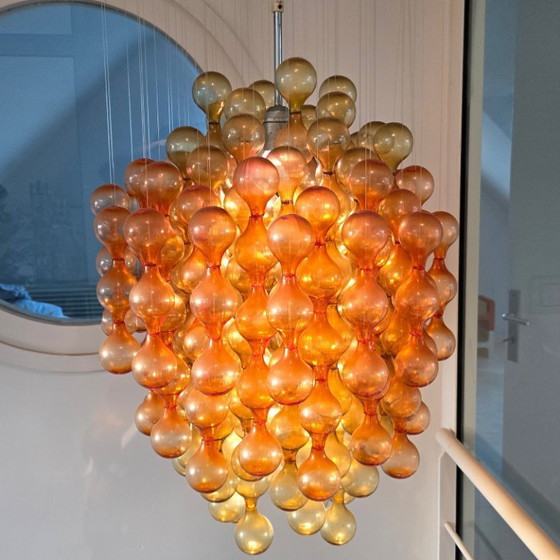 Image 1 of Vintage hanglamp uit de jaren 70 in de stijl van Verner Panton, met een futuristische uitstraling.