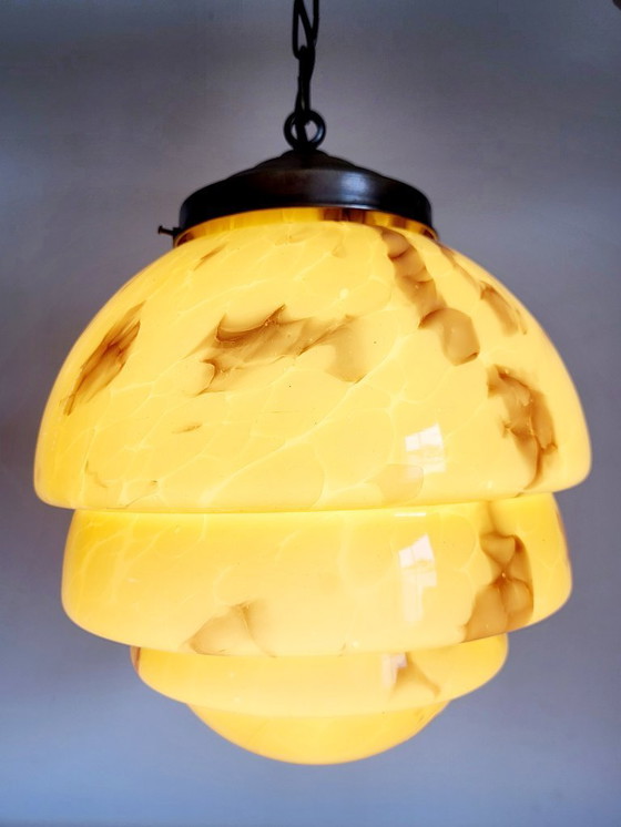 Image 1 of Art deco opaline glazen hanglamp, gemarmerd, messing, jaren 1930