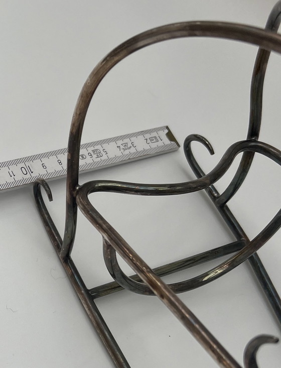 Image 1 of Portabottiglie/cestino per bottiglie di vino vintage a forma di slitta – metallo argentato – fatto a mano