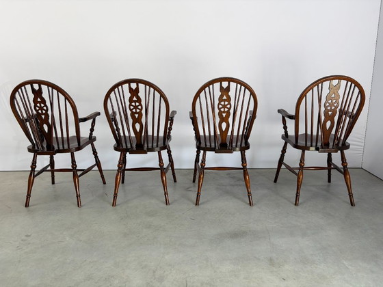 Mooie Engelse Windsor stijl eetkamerstoelen, set van 4 – Wood (photo 2 of 10)