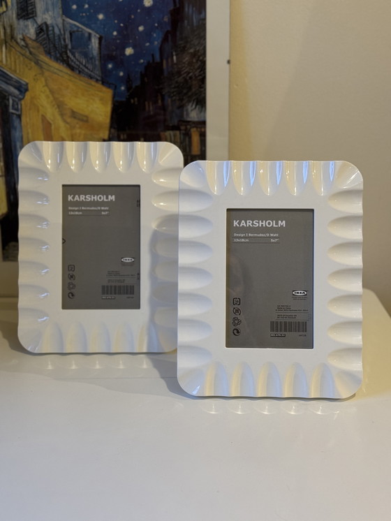 Image 1 of Conjunto de marcos de fotos IKEA Karsholm de plástico blanco, diseño de los años 2000