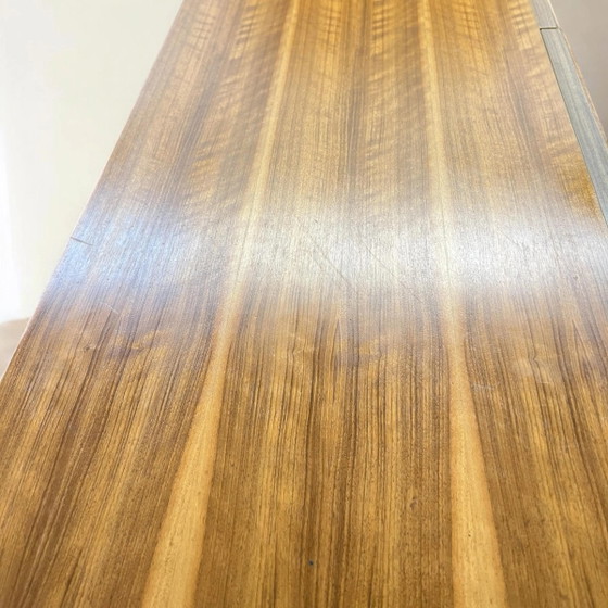 Palette Möbelwerk - Deutsches Mid Century Highboard von 1972 mit Liefernachweis und Markenetikett. – Schmitt (photo 9 of 11)