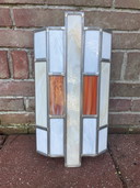 Wanddekoration aus Buntglas oder Wandlampe