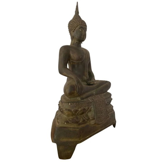 Gran estatua de Buda sentado en bronce – Tailandia, ca. 1500–1650 (Lote 161) – Esculturas, Bronze, Gold (photo 2 of 24)