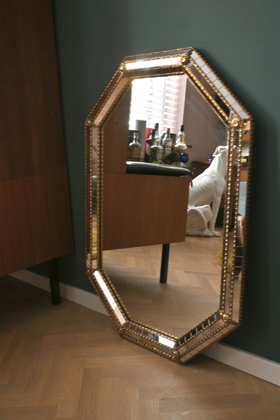Image 1 of Venetian, Trapezium mirror, octagonal