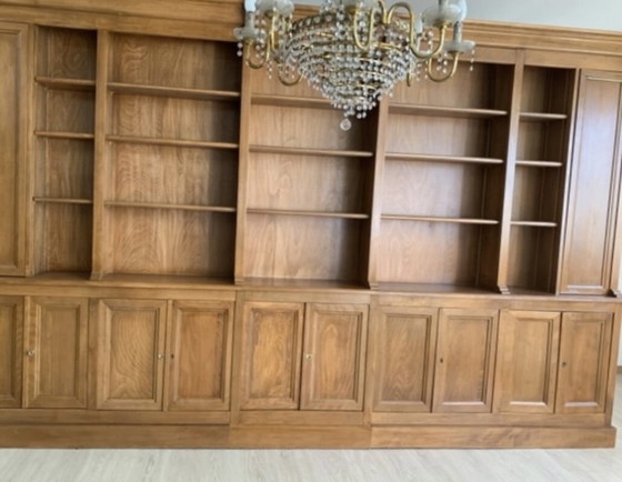 Image 1 of Bibliothèque en bois massif